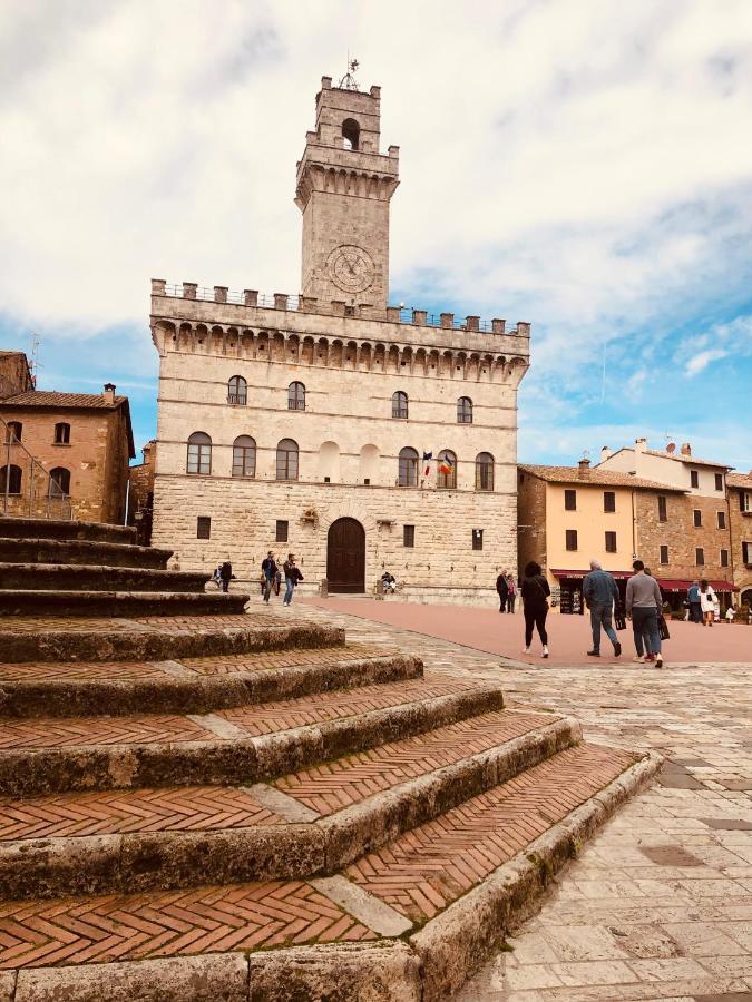 A Due Passi Da Piazza Grande Apartment Montepulciano Exterior photo